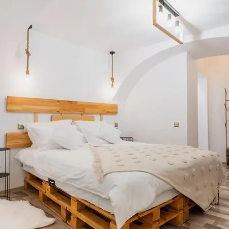 Cozee - In Inima Brasovului *