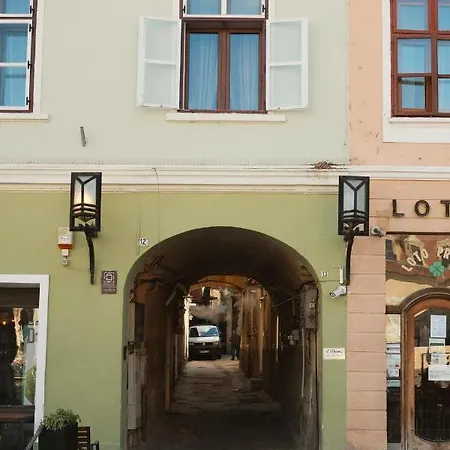 Cozee - In Inima Brasovului *