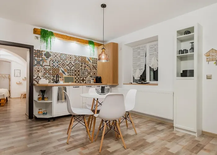 Cozee - In Inima Brasovului Apartment