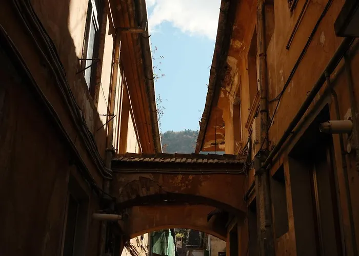 Апартаменти Cozee - In Inima Brasovului